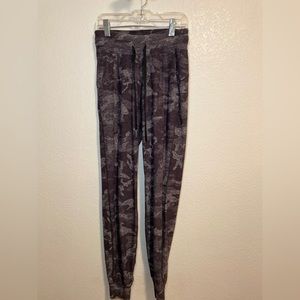 Lululemon Rulu Jogger Size 0